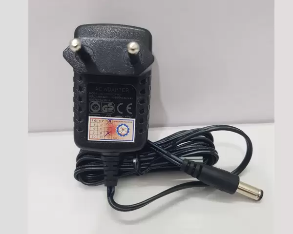 adapter-MCC-5v---1A-nho