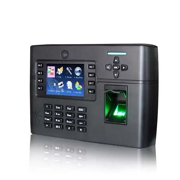 gigata-tft900-02